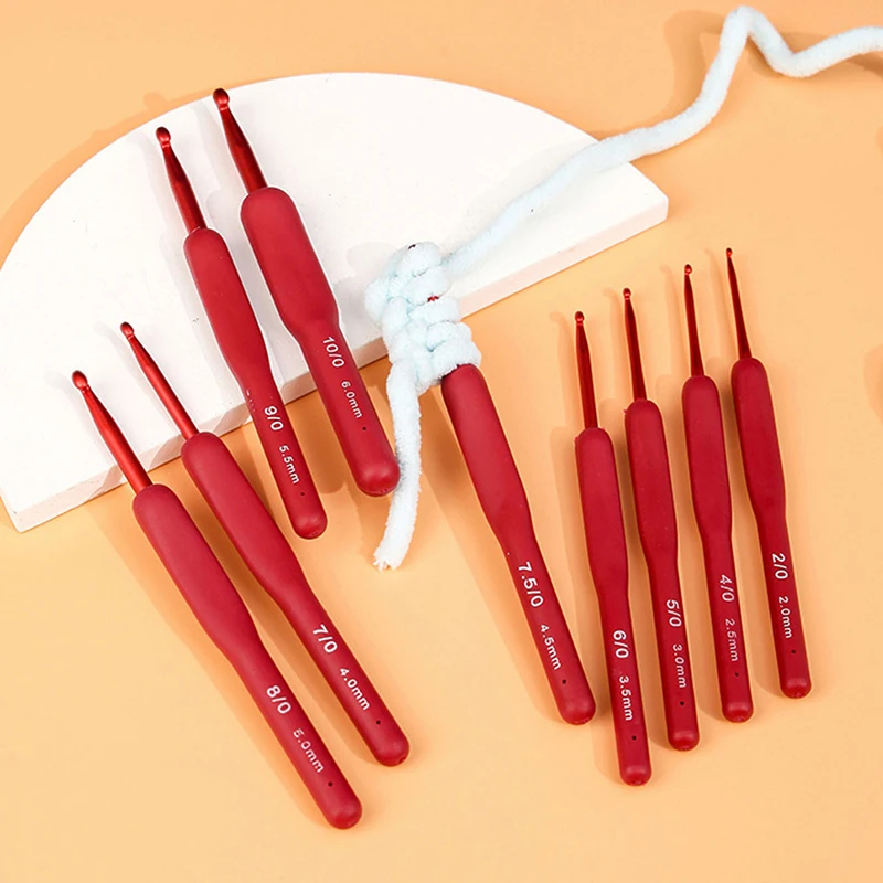 1PC Red Crochet Hook Silicone Handle Aluminum Hand Knitting Needles Crocheting Weave Crafts Hooks 2/2.5/3/3.5/4/4.5/5/5.5/6mm