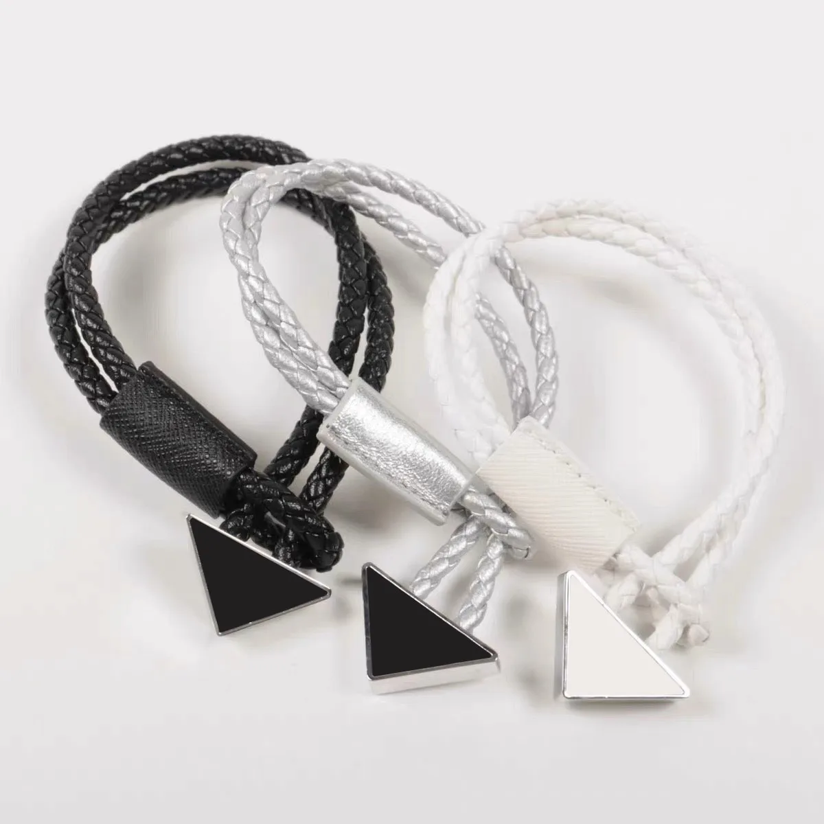 

Bracelet for men, light luxury inverted triangle design mobile phone chain