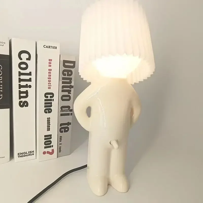 

Small Light Creative Tintin Resin LDE Table Lamp Childrens Room Night Gift Home Decoration Bedside Night Little Naughty Boy Lamp