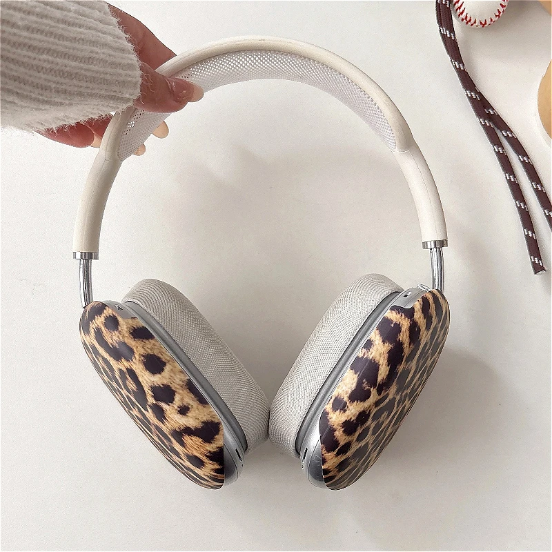 Luxury Leopard Print Wireless Headphone Case - Stylish Protective Sleeve