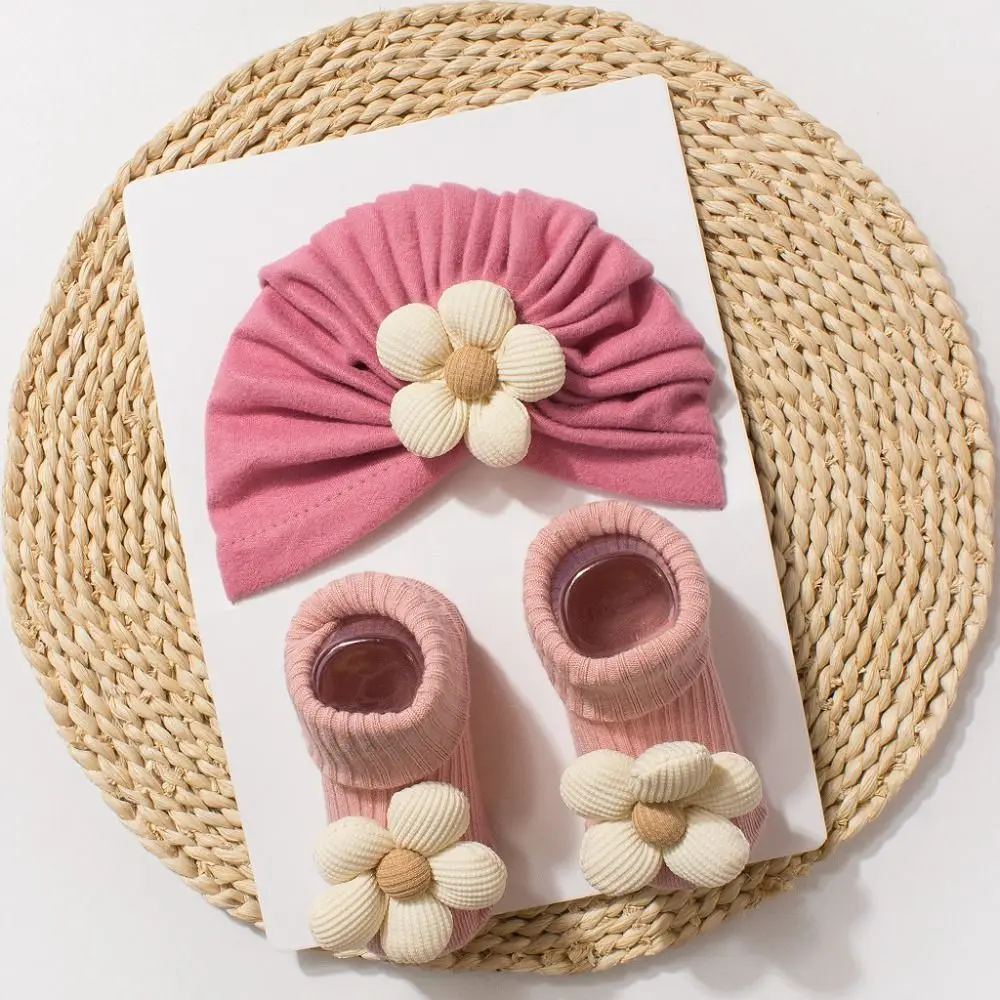 Sweet Big Flower Baby Hat Socks Set Comfortable Non-Slip Infant Socks Set Warm Soft Knit Toddler Turban Newborn Baby Gift