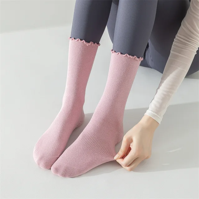 Yoga socks, boneless mid tube socks, sports anti slip thin fit, fitness Pilates combed cotton women's socks 2