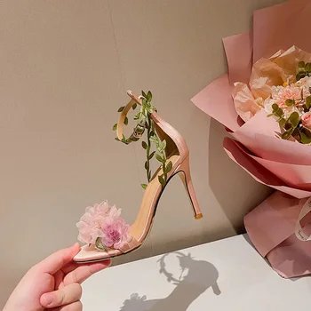 2025 summer new open toed slim heel pink flower fairy style buckle with high heels wedding shoes women's sandals 1