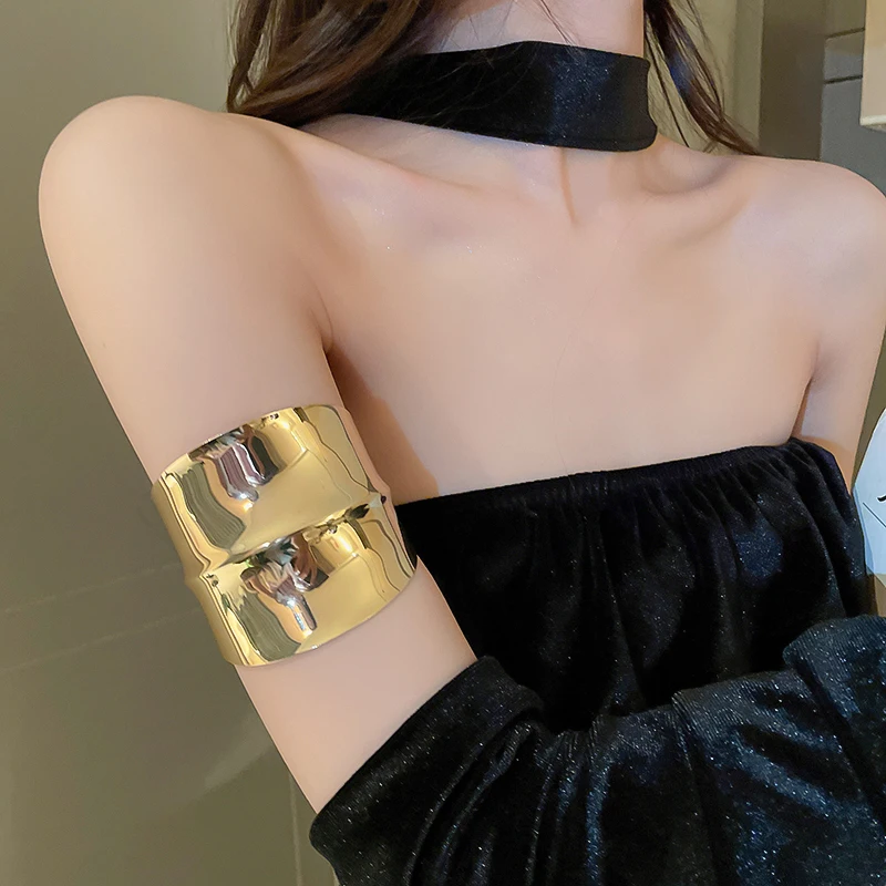 Geometric Alloy Bracelet for Women - Image 20