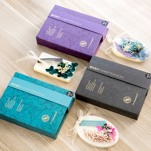 Illatos Viasz Olvasztja A Szójaviasz Kézzel Készített Gyertya Szekrény Hálószobát Friss Illatú Tabletta Szárított Virág Medál Készítése - Image 2