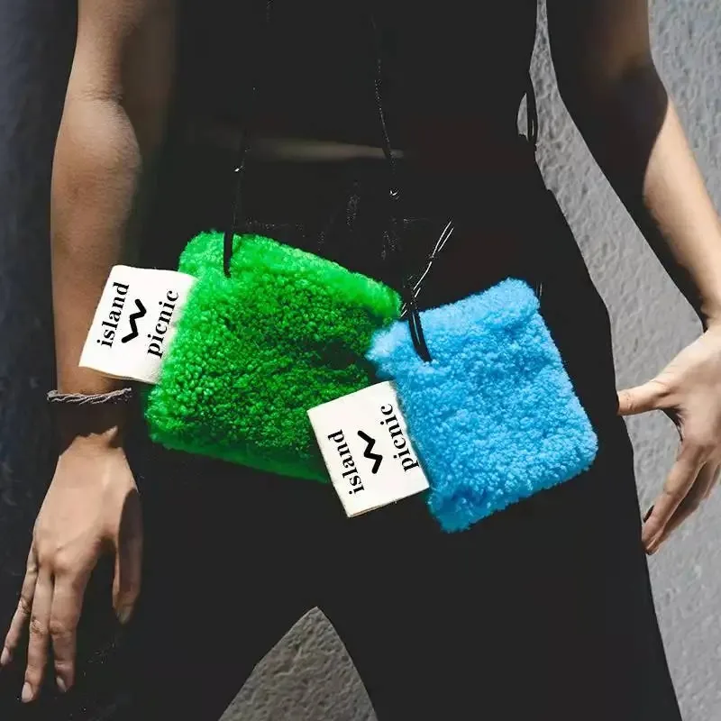 Messenger Bags for Women Solid Color Mini Versatile Fashion Decoration Ins Winter New All-Match Lamb Wool Shoulder Bags