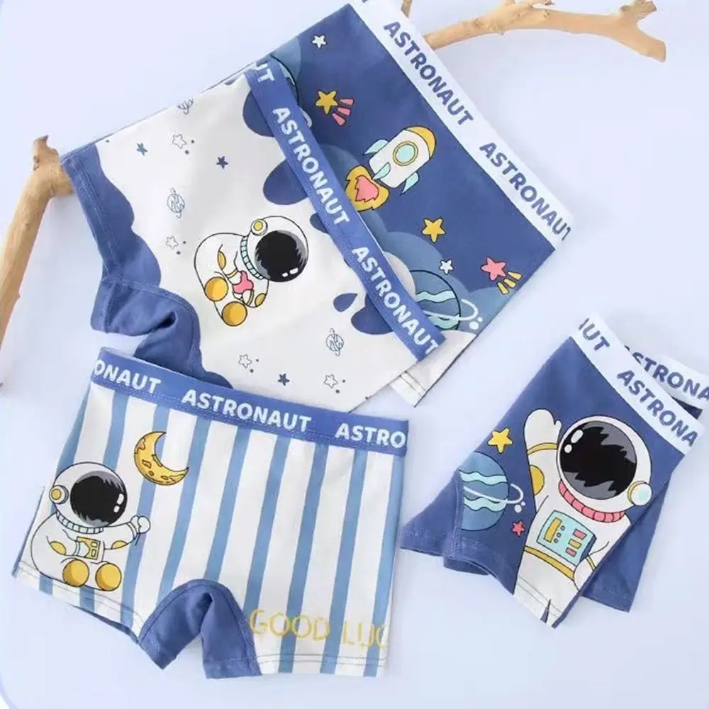 

4pcs Briefs Cartoon Astronaut Boxer Elastic Cartoon Cotton Kids Underwear Mid-waist Printing Boy Underpants Boy