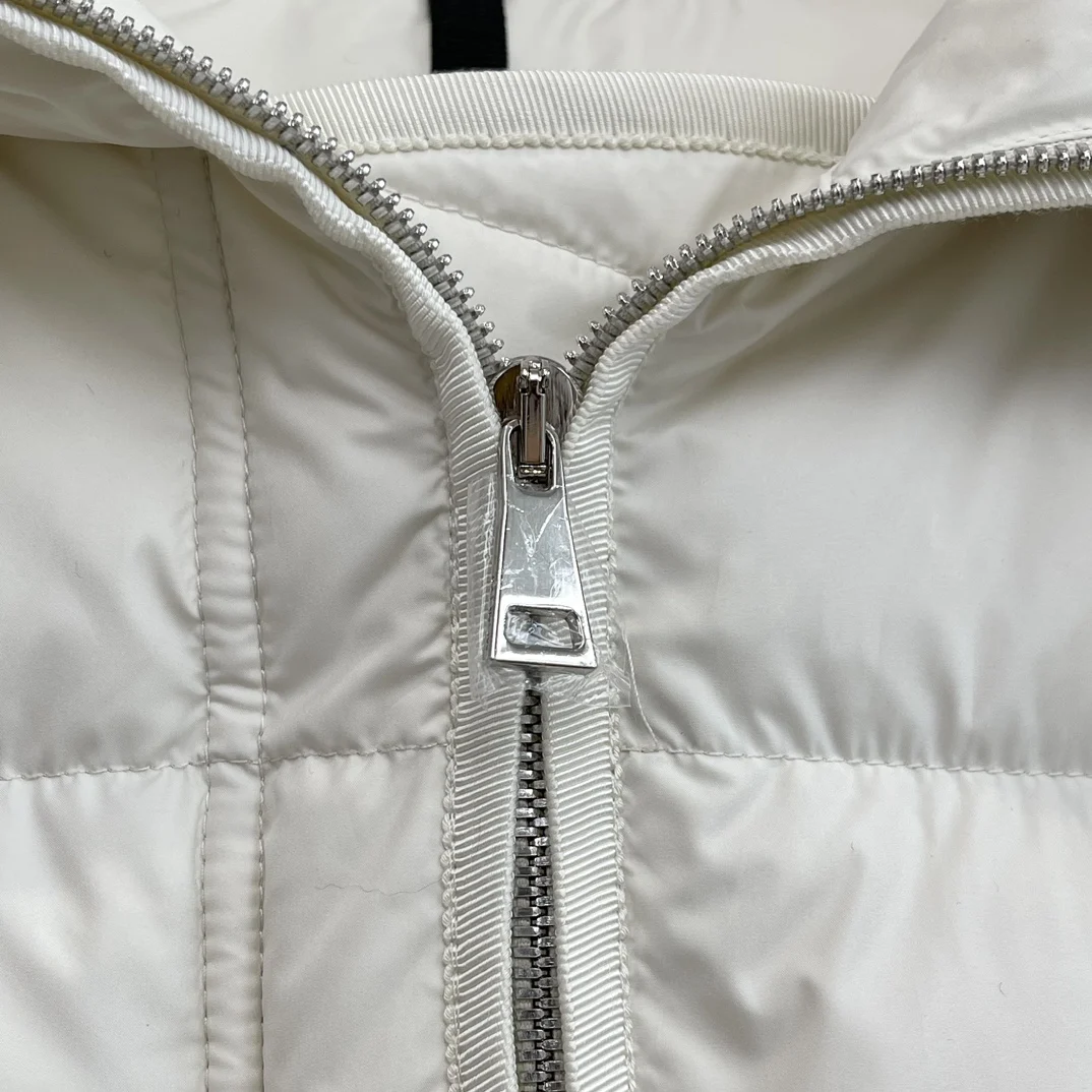 White Black Hooded Long Sleeve Down Jacket
