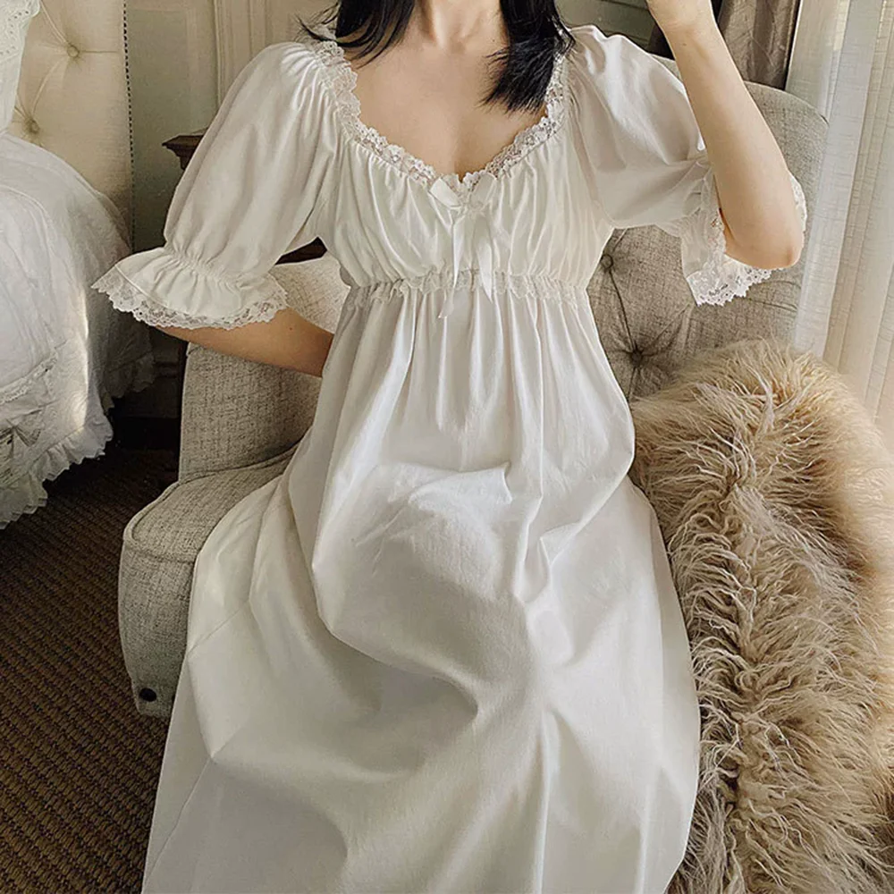 Chemise de Nuit Blanche Vintage Dentelle - Confort Élégant