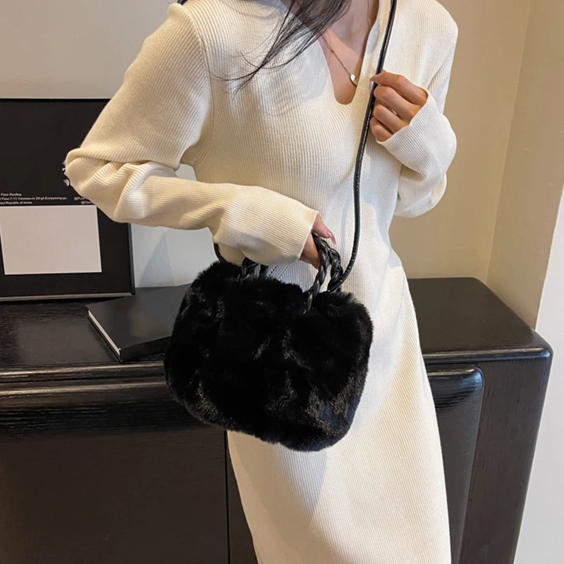 Winter Fashion Soft Plush Women's Shoulder Bag Ladies Clutch Purse Small Handbag Female Crossbody Bag