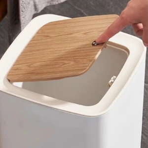 trash can