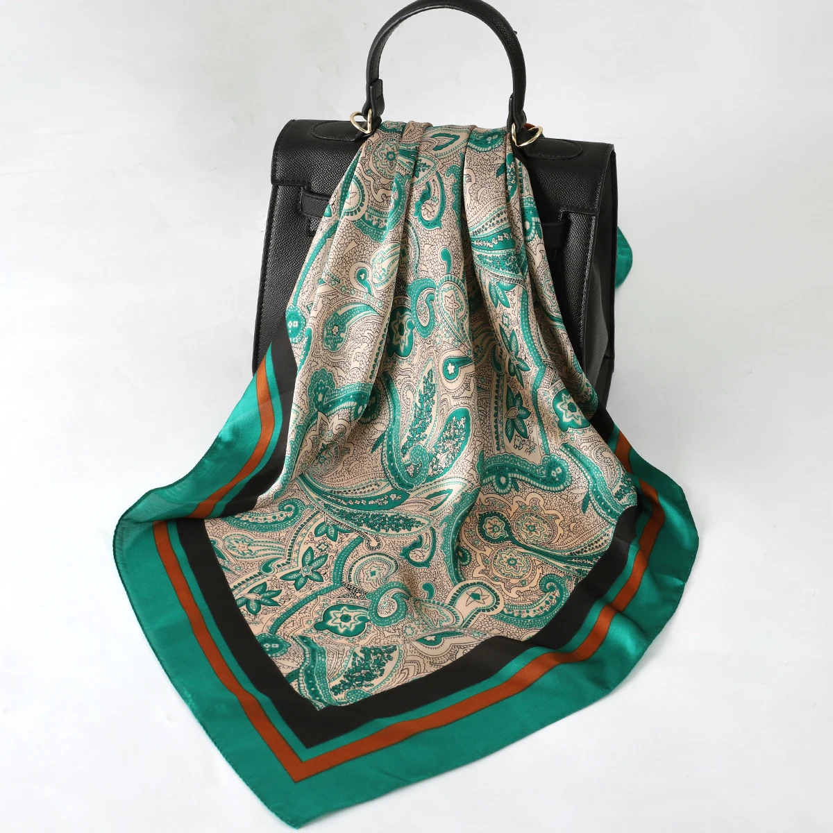 thumbnail image 1 of Bufanda de seda cuadrada de diseño de moda 2022 para mujer, banda para el pelo estampada, pequeños chales de satén, pañuelo para el cuello, diademas femeninas, bandana, 1 of 5