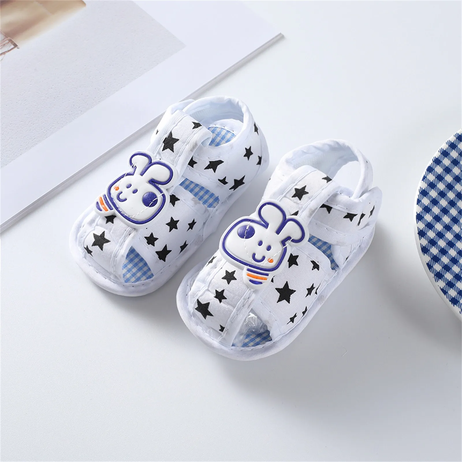 0-18M Summer Newborn Baby Sandals Cartoon Girl Boy Shoes First Walkers Infant Toddler Baby Shoes Anti-slip Flats Soft Prewalkers