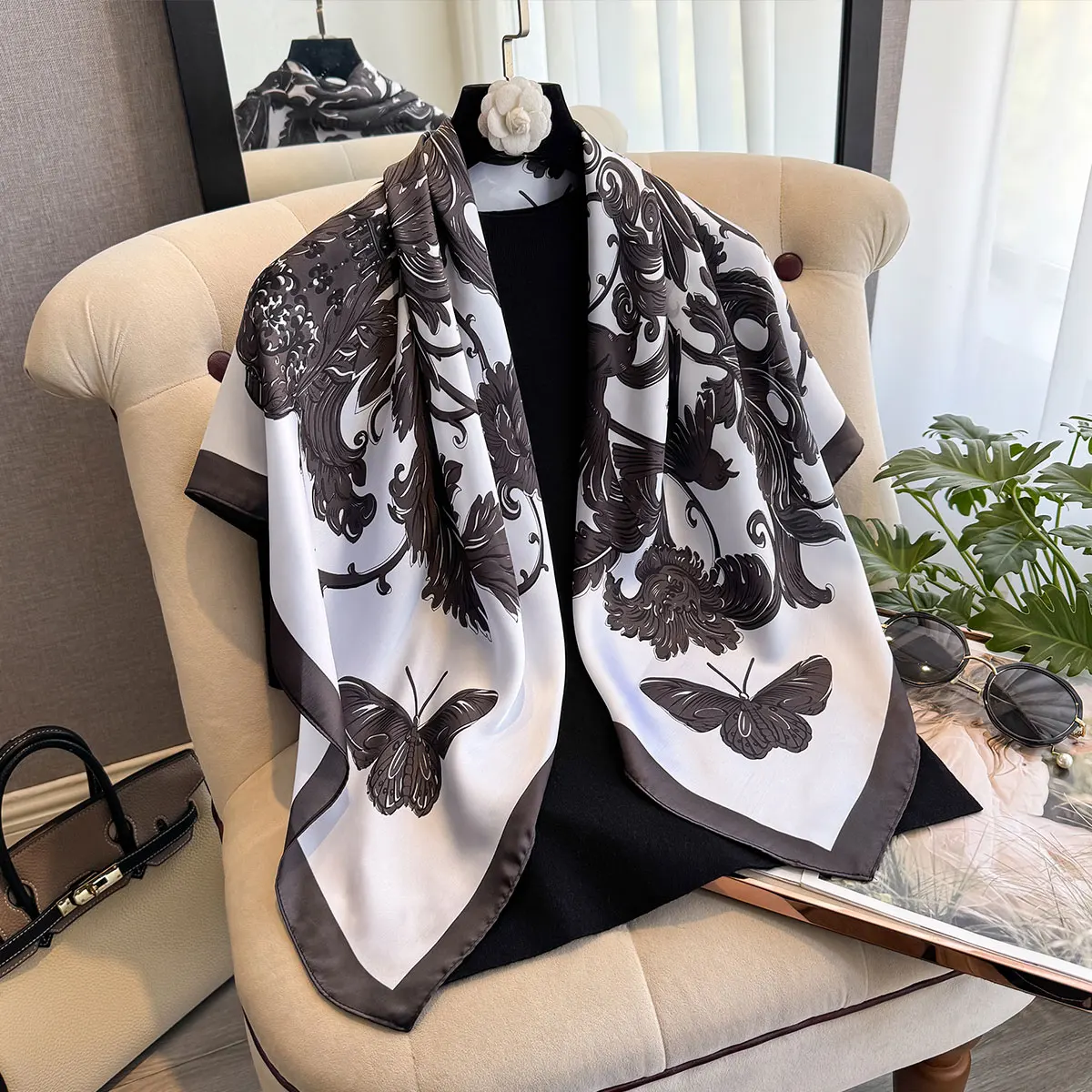 Spring and Summer Floral Design 90*90cm Women Scarf Sunscreen Foulard Shawl Hijab Female Hair Hijab Wraps Neckerchief Bandanda