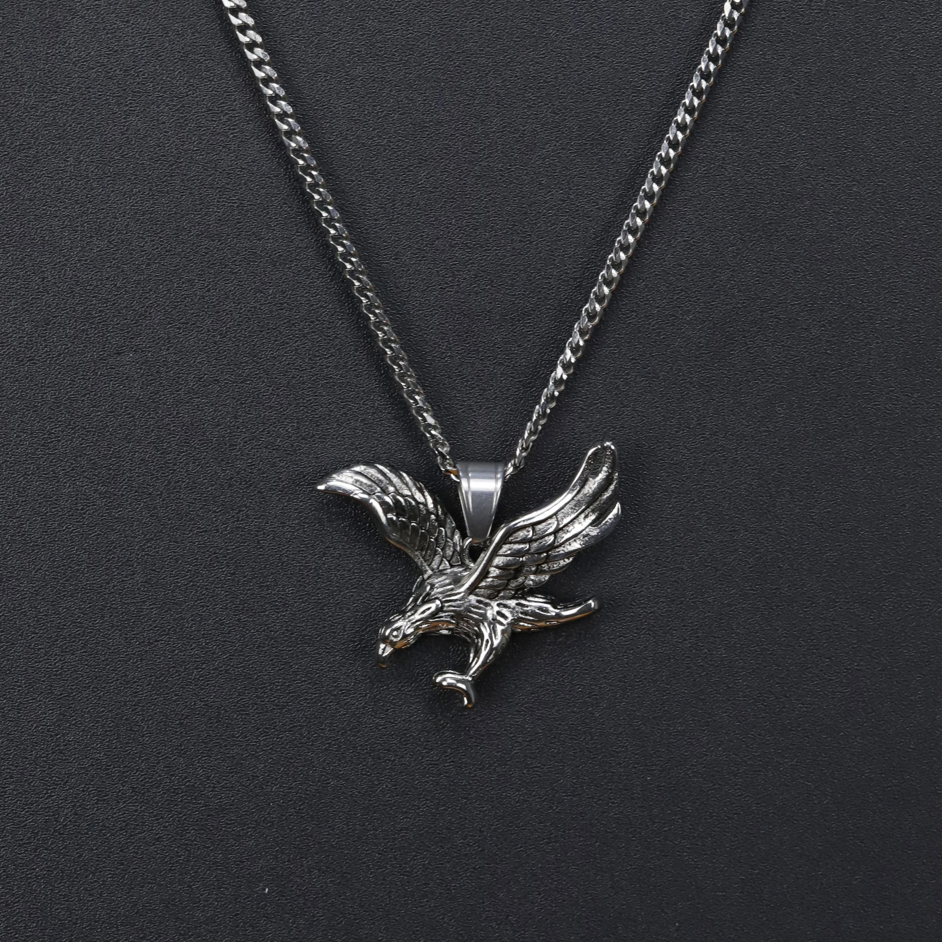 Water Proof 316L Stainless Steel Eagle Necklace Men Cuba Chain Pendant Gold Color Necklaces & Pendants For Men Jewelry