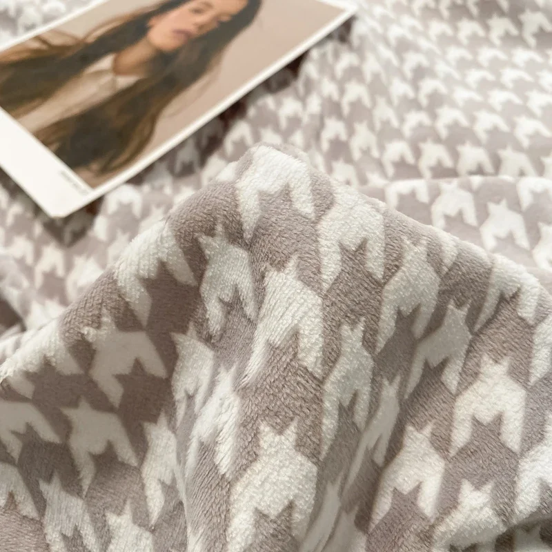 1pc Thicken Winter Duvet Cover Warm Milk Velvet Comforter Cover Double Side Velvet Bed 3D Carve Flower Comforter Set Bedding Set S7d39b20cf26445d486eda2cb6d48e04eg