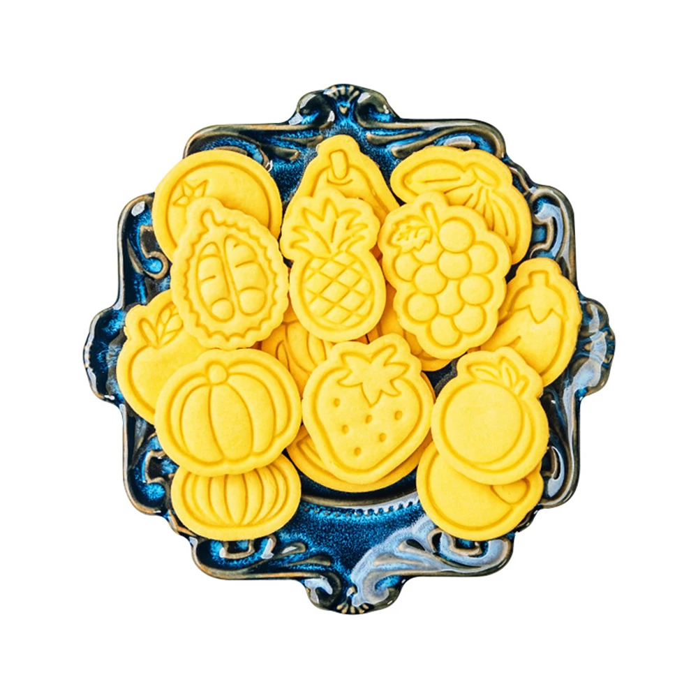 Small Sized Vegetables and Fruits Cookies Mold 3D Cartoon Cookie Cutting Mold DIY Baking Tool cookie cutter baking mold cookie mould