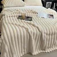 Nouvelles couvertures en peluche de lapin artificiel pour l'automne, couvertures chaudes pour lits, couvertures en polaire corail douces pour canapé, draps de lit confortables et épais 2