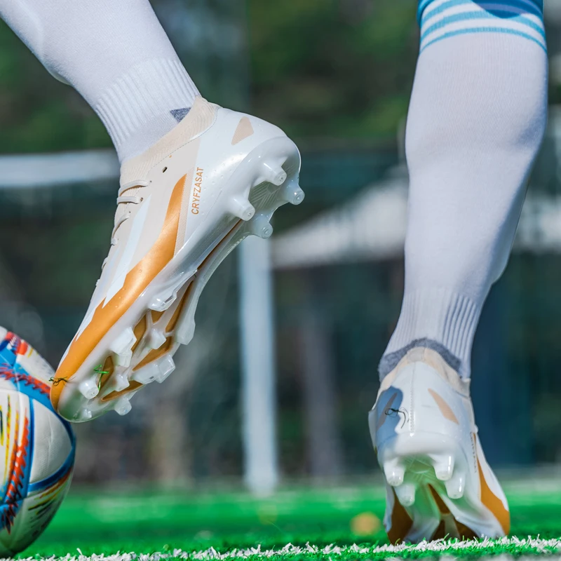 Men Professional Original Sneaker Soccer Shoes Indoor Training Football Field Boots Outdoor Society Cleats Fast Football Shoes football shoes