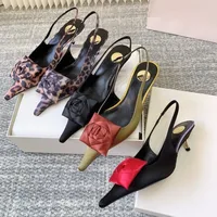Sandales à bout pointu pour femme, nouvelle collection printemps-été 2026, en satin polyvalent, style Baotou rose, à talon confortable et décolleté. 1