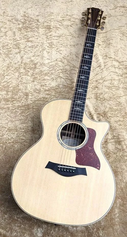 

814ce 2012 Acoustic Guitar