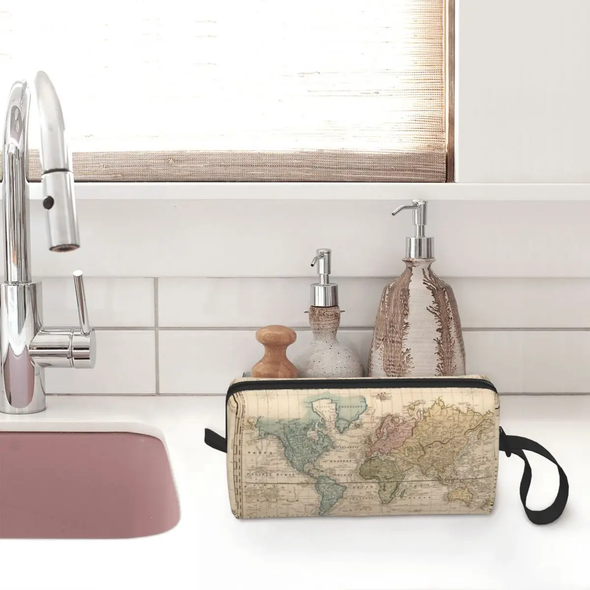 Vintage Map Of The World 1823 Makeup Bag Pouch Cosmetic Bag for Men Women Toiletry Bags Dopp Kit 2