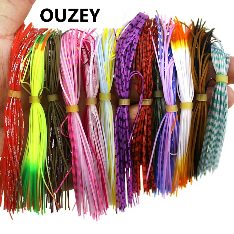 Esche da Pesca Spinnerbait Buzzbait Spinners Kit Jig Pesce Esca Topwater Swimbait Multicolore per la Pesca al Luccio e Alla Trota