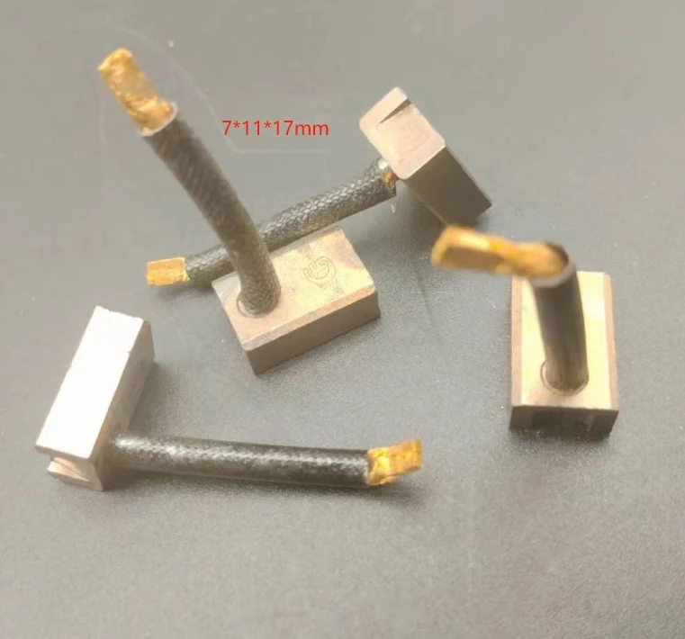 Щетка карбоновая для пускового двигателя Mini car 462 465 7x11x17 мм