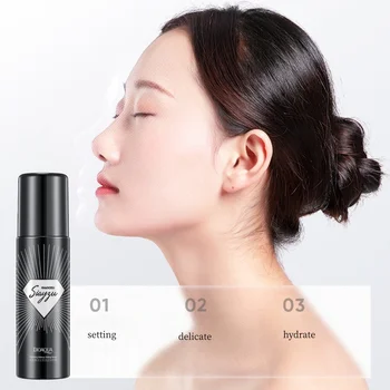 100ml Soft Matte Setting Spray, the Fine Mist Is Like Smoke, Hydrating and Moisturizing, Does Not Stick to Powder, Does Not Cause Powder to Cake, Keeps Your Makeup Hydrated and Smooth, Giving You a Dewy Makeup Look Suitable for Various Skin Types