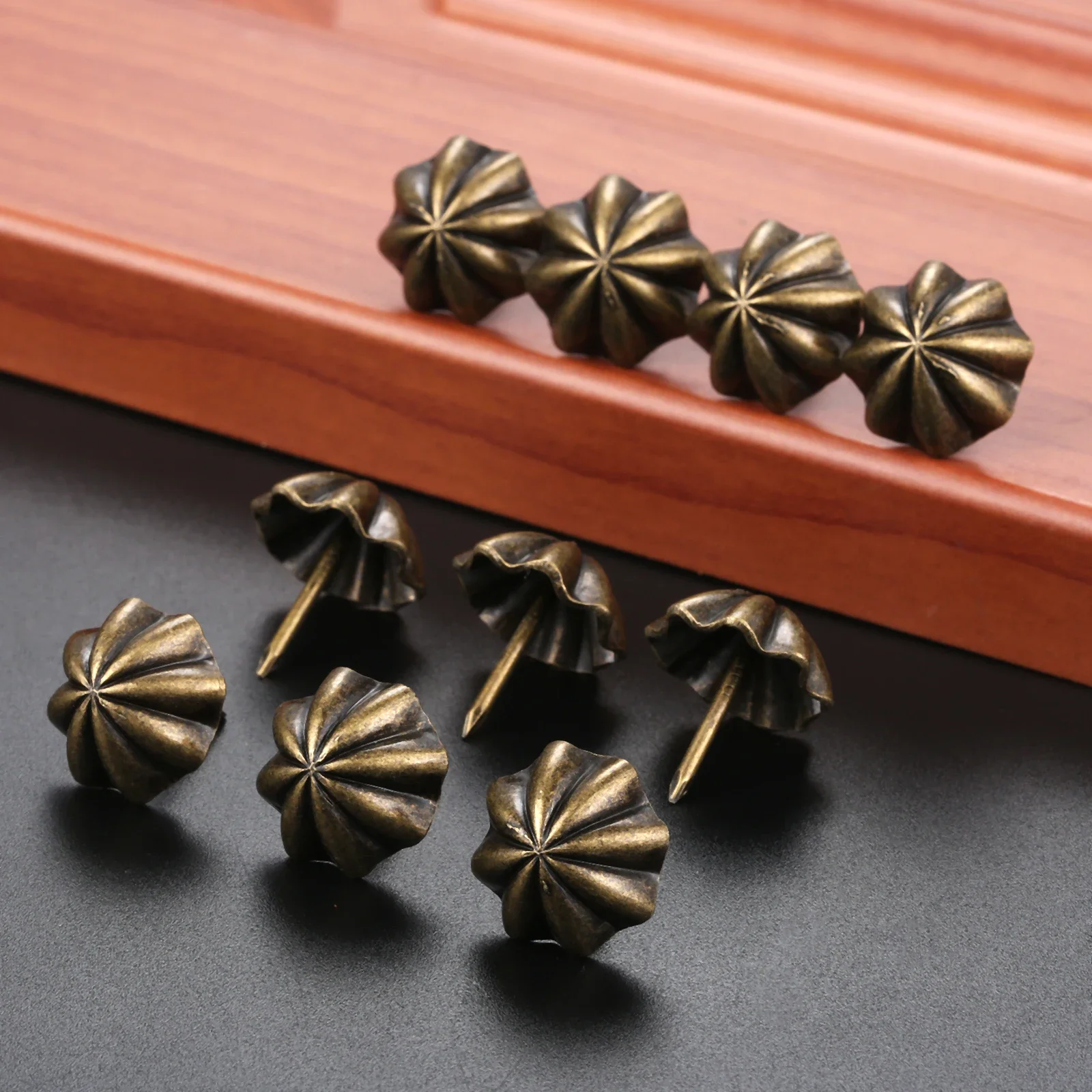 10Pcs 20*22mm Umbrella/Four-leaf Clover Upholstery Nails Jewelry Wood Box Sofa Furniture Decorative Tacks Studs Pushpin Doornail upholstery nail