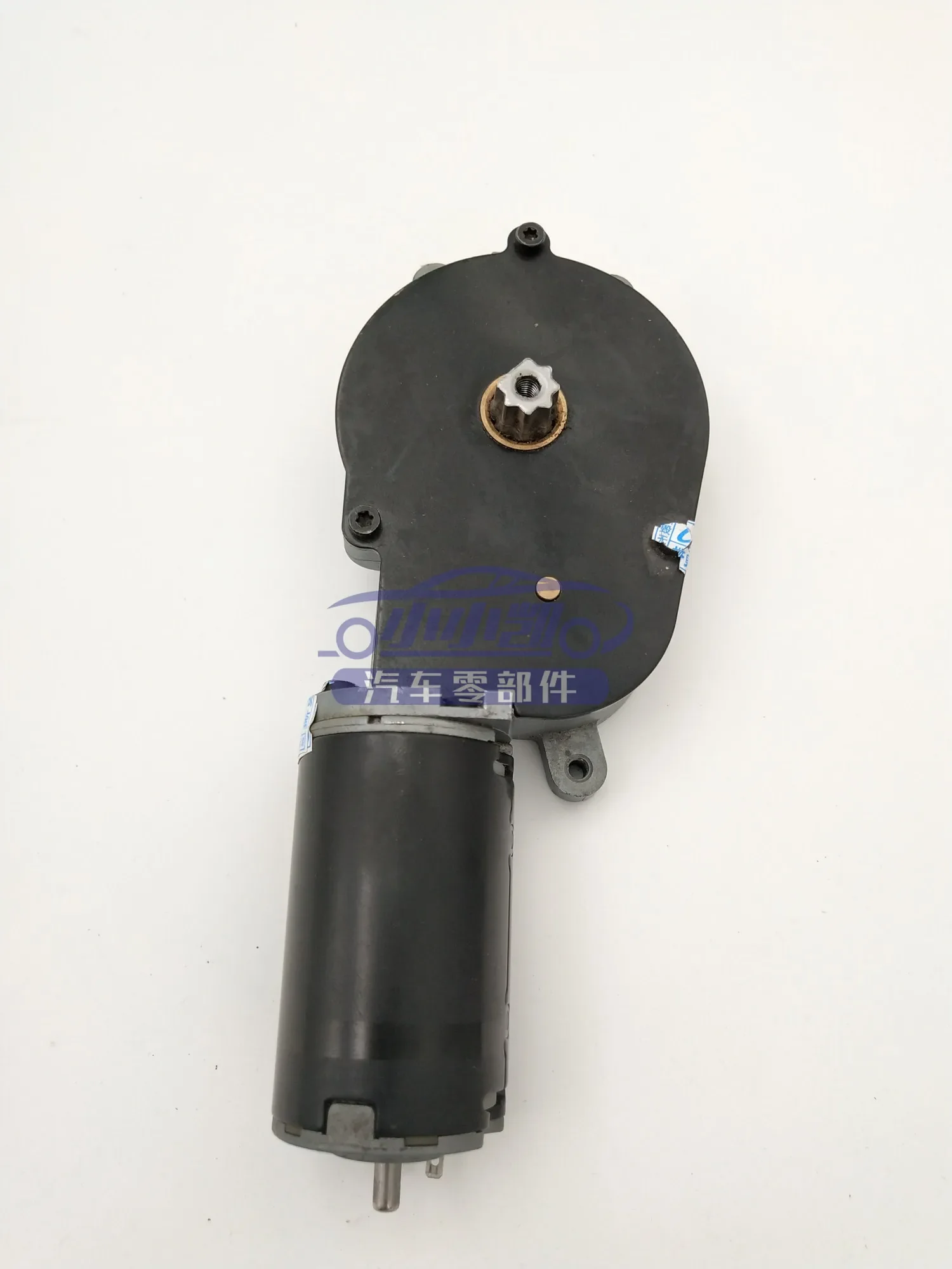 1Pc for Cadillac SLS Saiwei rear lifting sunshade motor Rear windshield sunshade motor Original