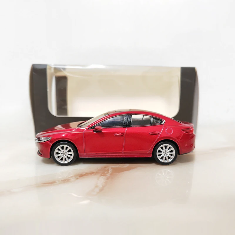 1:43 Scale Mazda 3 AXELA Simulation Alloy Car Model Toy Diecast Vehicle Collectible Souvenir Boys Toys 2