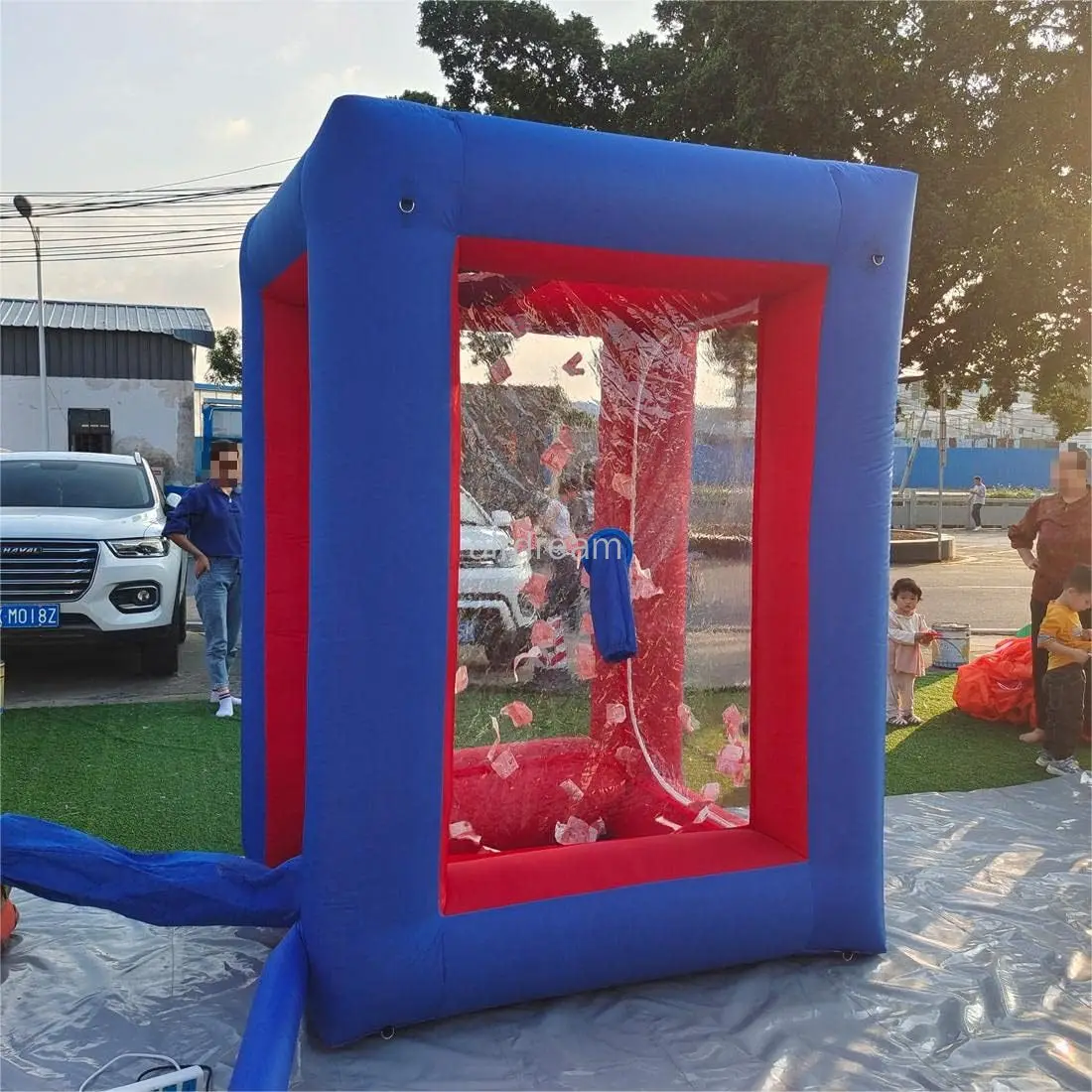 Commercial Grade Custom Inflatable Cash Machine Inflatable Money Machine Booth Money Grab Machine for Promotion Advertising 4