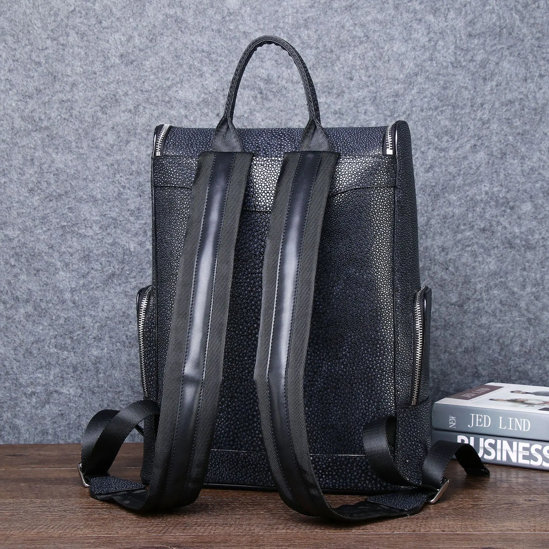 New Fashion Brand Pearl Fish Pattern Men Backpacks Student Backpack Boy Luxury Silica Gel Computer Laptop Bag
