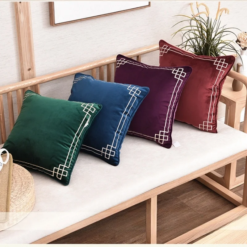 

Embroidered High-end Cushion Cover Velvet 45x45cm Design Thick Embroidery Pillow Cover Decorative for Sofa Livingroom Pillowcase