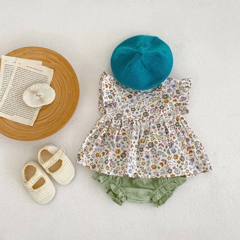 

2pcs Baby Girl Clothes Set Flowers Sleeveless Ruffles Tops + Shorts Outfits Newborn Cute Cotton Flower Girls' Bread Shorts Set