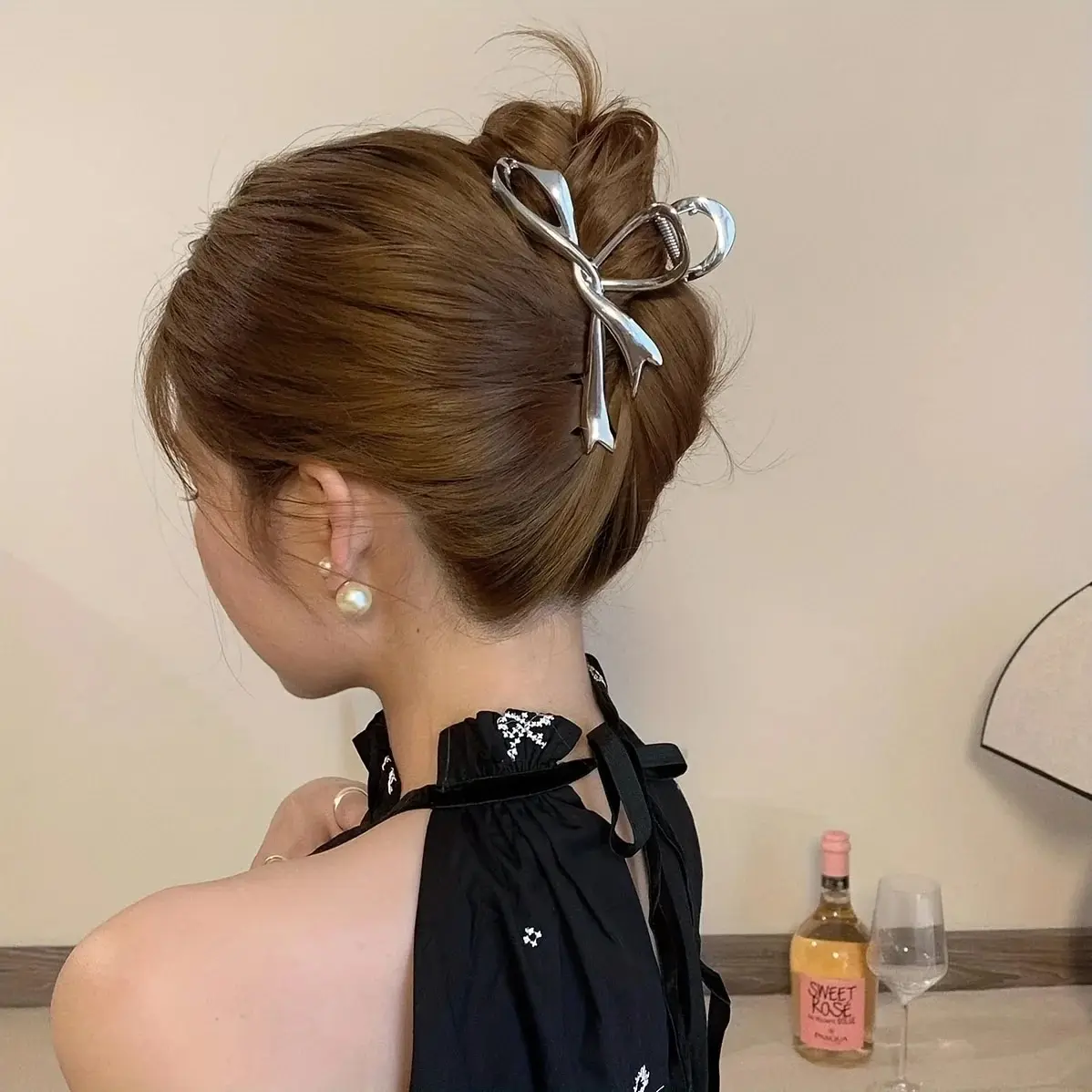514657-a43cf0.jpg 1 Multi-color Irregular Bow Large Grab Clip WOMEN'S Back Hair Clip Simple Design Advanced Sense Shark Clip Suitable for Daily US - Image 1