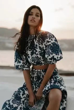

2023 New Resort Style Short Lantern Sleeve Blue Flower Print Women Sexy Backless Crop Top+ High Waist Long Skirt Set