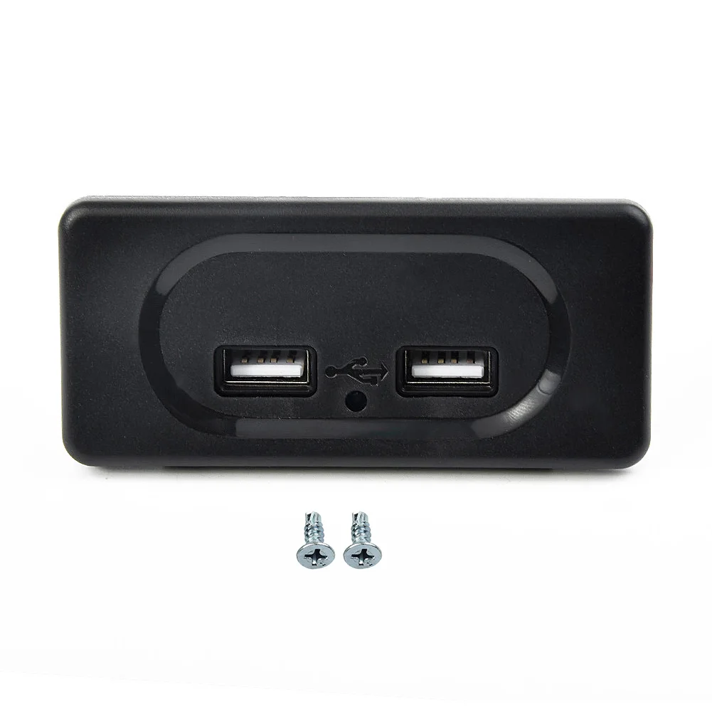 

Автомобильное зарядное устройство с двумя USB-портами DC 5 В/3,1 А