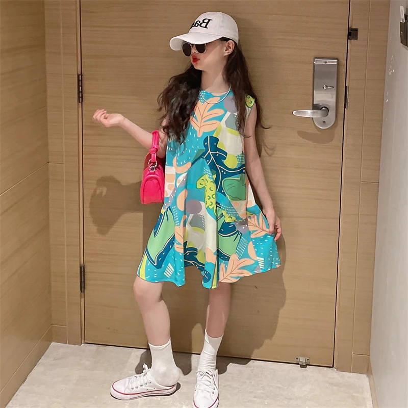 

Summer girls beach skirt abstract painting sleeveless design 2022 new children's knee skirt round neck baby short skirt cheap