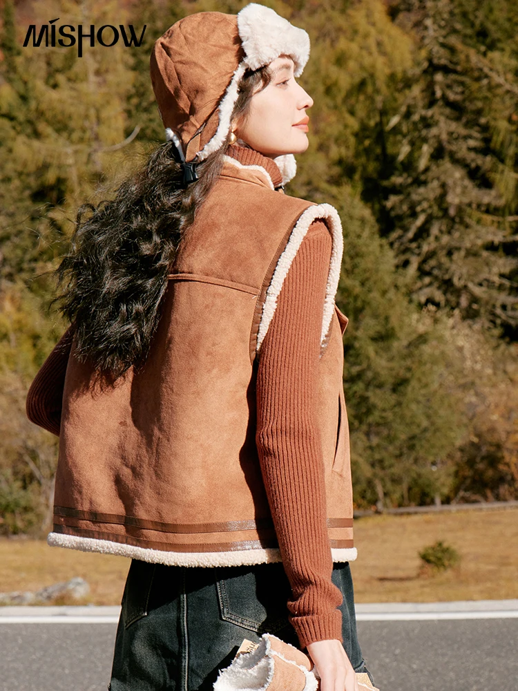 MISHOW Winter Faux Fur Sleeveless Coat Women 2023 Fashion Loose Vintage Fur Integrated Jacket Thick Warm Coats Female MXC52W0225