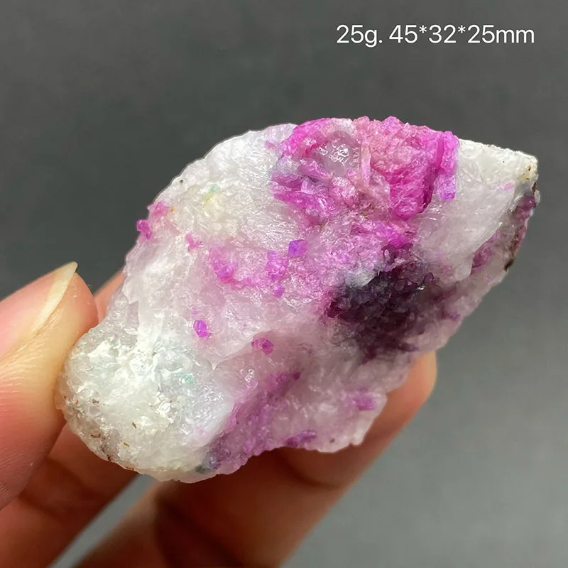 100%  Natural Myanmar ruby Mineral Specimens Stones and Crystals Healing Crystal