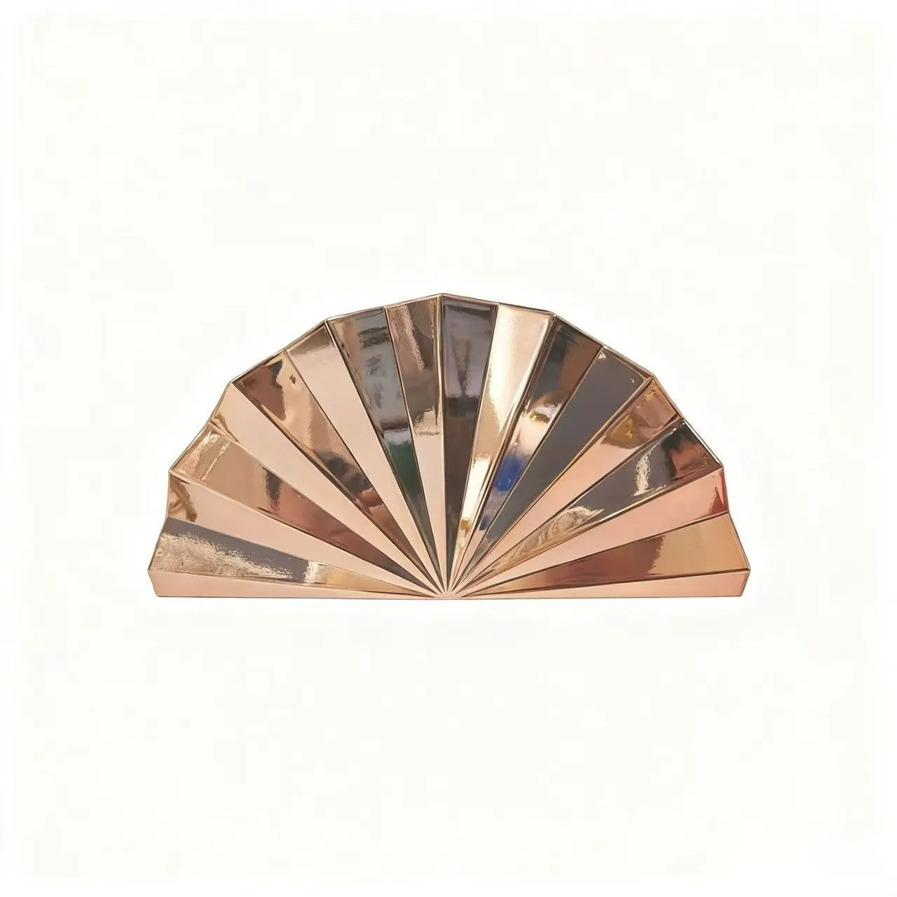 Moon shape clutch front