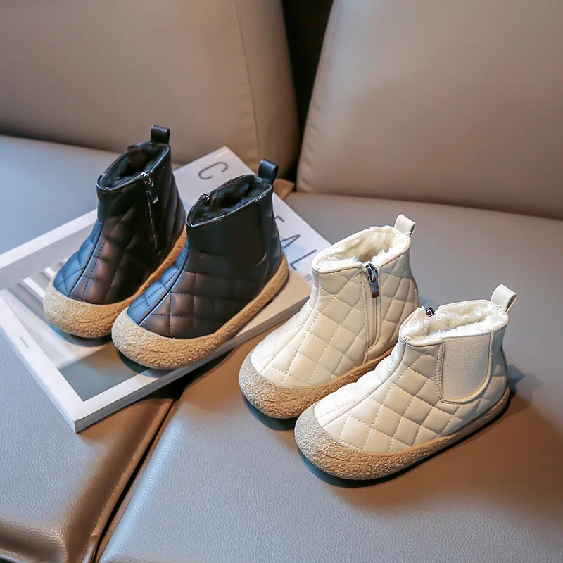 

Зимние детские плюшевые ботинки на толстой мягкой подошве, короткие ботинки для мальчиков и девочек на плоской подошве, противоскользящая хлопковая обувь