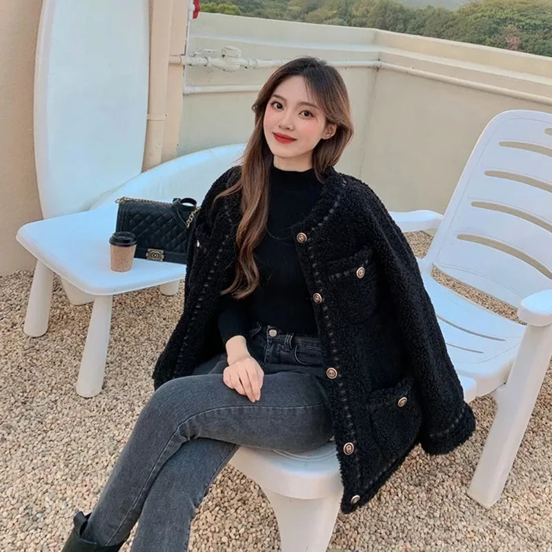 Autumn Winter Thick Velvet Black Faux Lambswool Jacket Women Vintage Round Neck Long Sleeve Fleece Coat Elegant Loose Outerwear