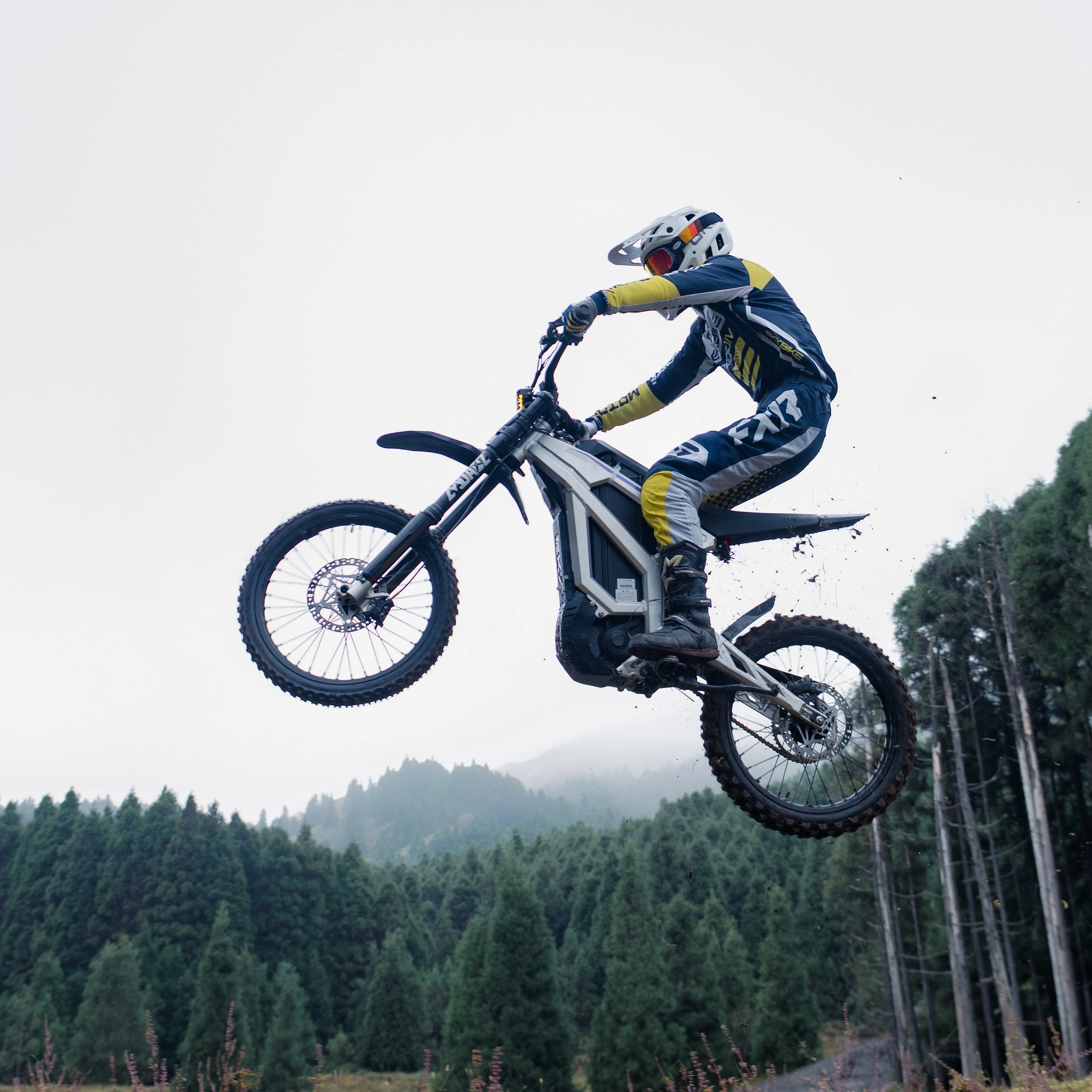 EKXBIKE M1 16800W Peak Electric Dirt Bike 72V/50Ah Electric Bike 85Miles Max Range 62Mph Max Speed Mountain Electric Motorcycle