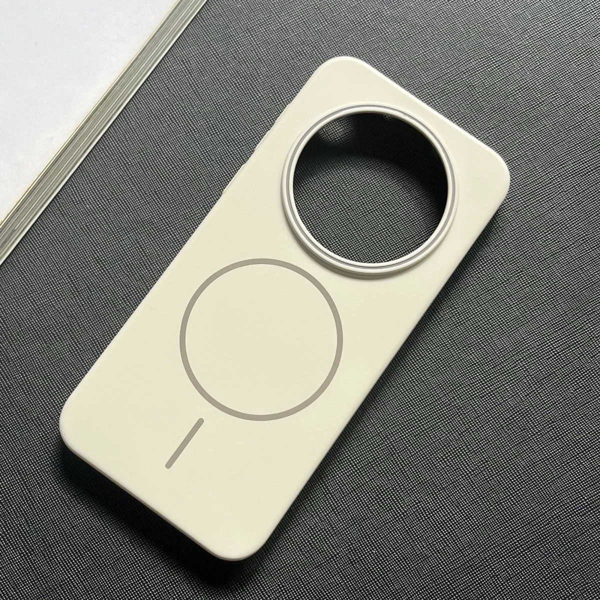 Sleek Magnetic Wireless Charging Protective Back Cover Case - Hard PC Slim Shell
