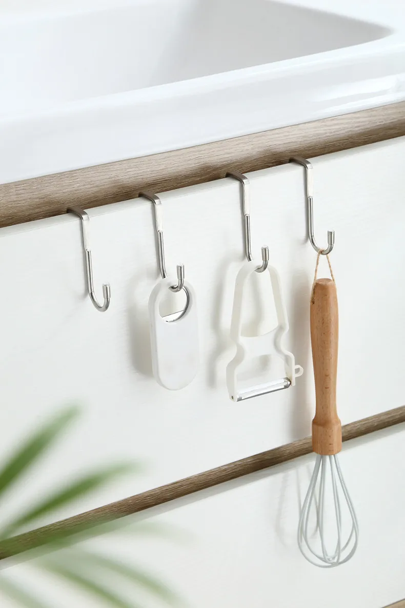 Description Picture 4 of item304 Stainless Steel Hook Free Punching Double S-Shape Hook Kitchen Bathroom Cabinet Door Silvery Type Coat Towel Storage Hanger
