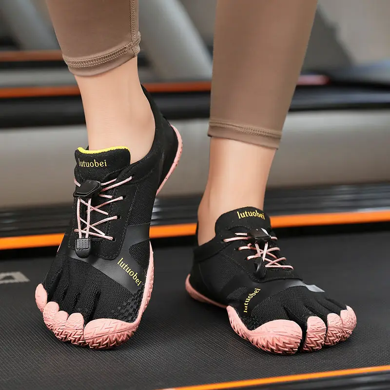 Unisex Five Toe Shoe Professional Hiking Shoes Women FiveFingers Casual Sneakers Men Outdoor off-road Shoes Climbing Shoes 2