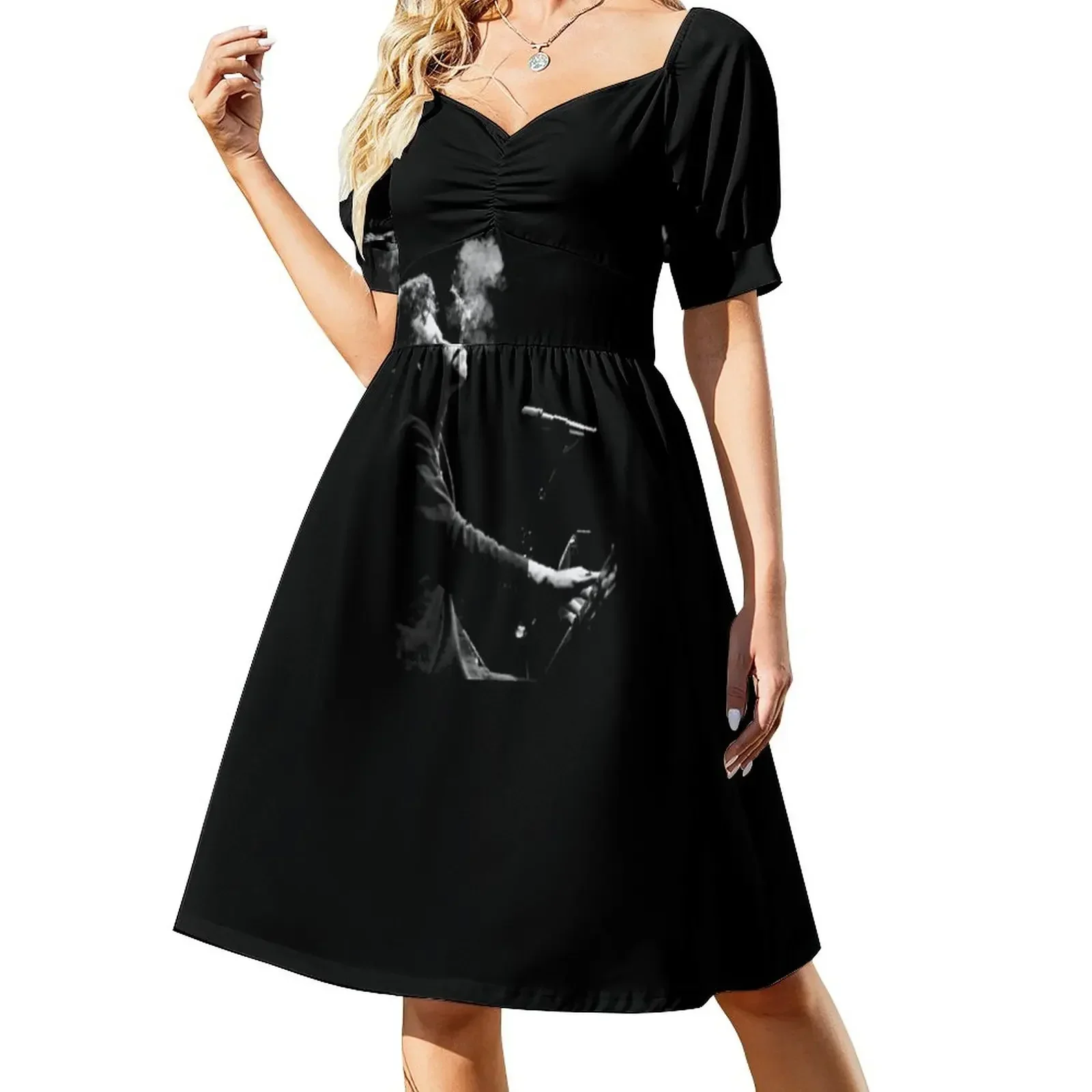 thumbnail image 1 of Vestido playero de manga corta con camiseta clásica de Tom Waits, vestidos con mangas largas, 1 of 7